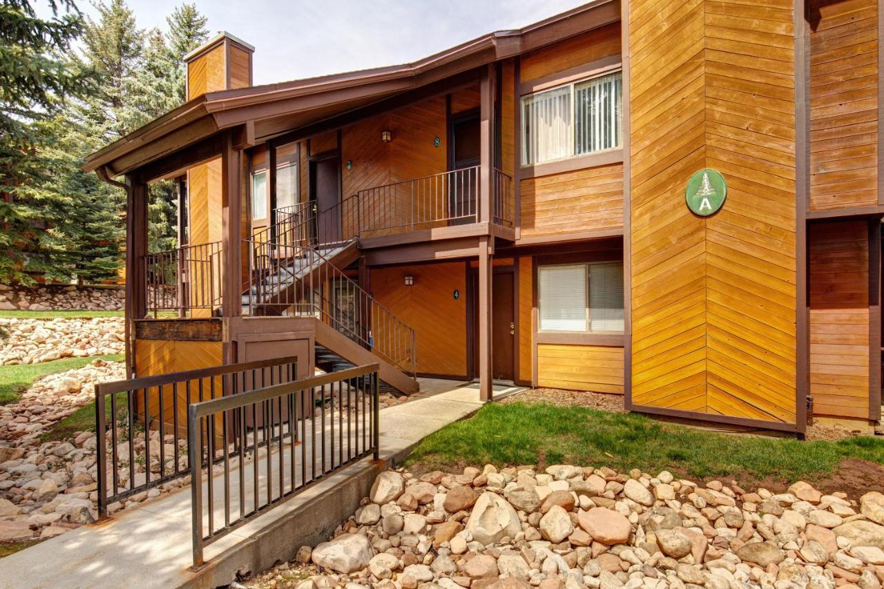 Villa Red Pine Park Stadt Exterior foto